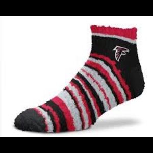 NWT Atlanta Falcons Fuzzy Socks